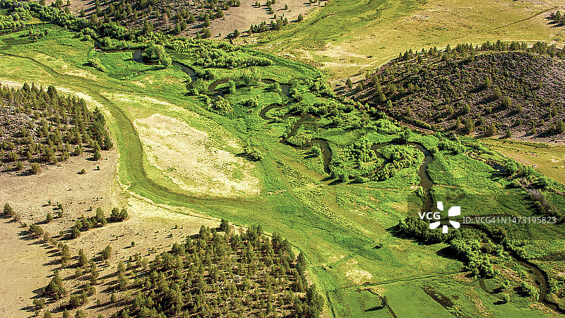 沙斯塔河风光图片素材