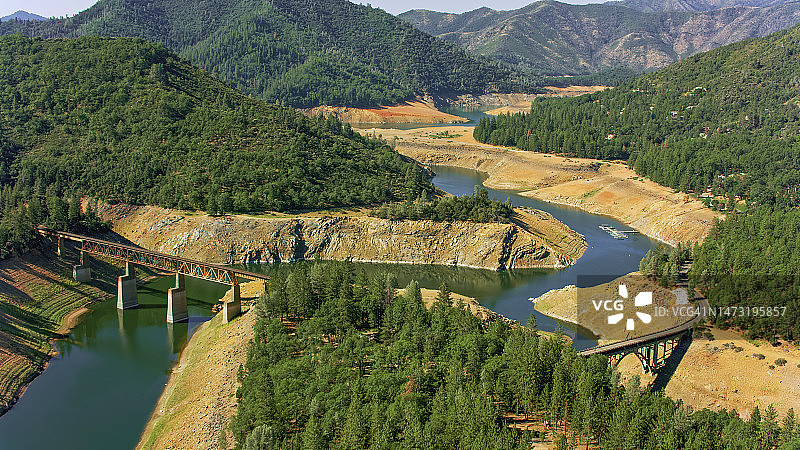 沙斯塔湖盐溪入口景观图片素材