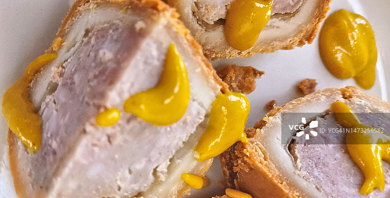 猪肉派配芥末图片素材