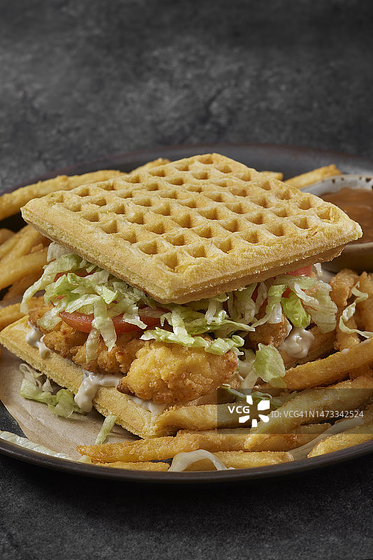 炸鸡华夫饼三明治图片素材