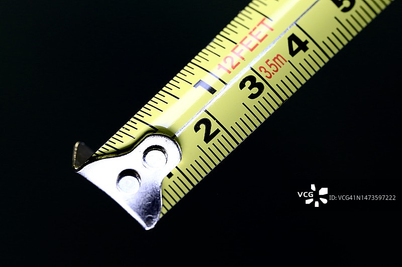 用于测量精准距离的卷尺图片素材