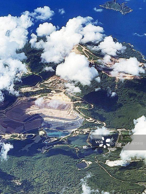 印度尼西亚图朱布吉铜矿图片素材