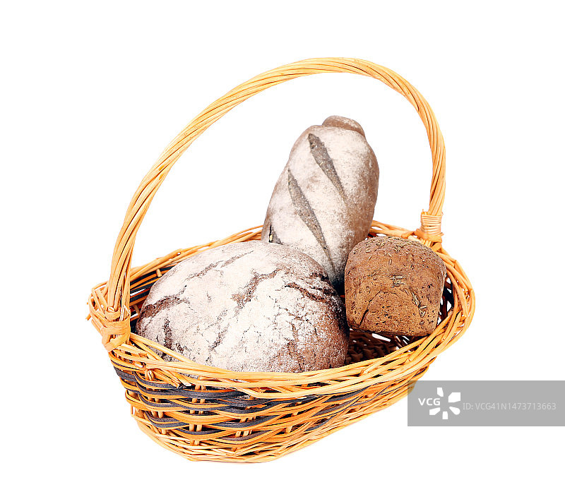 白色背景下的柳条筐特写，摩尔多瓦图片素材