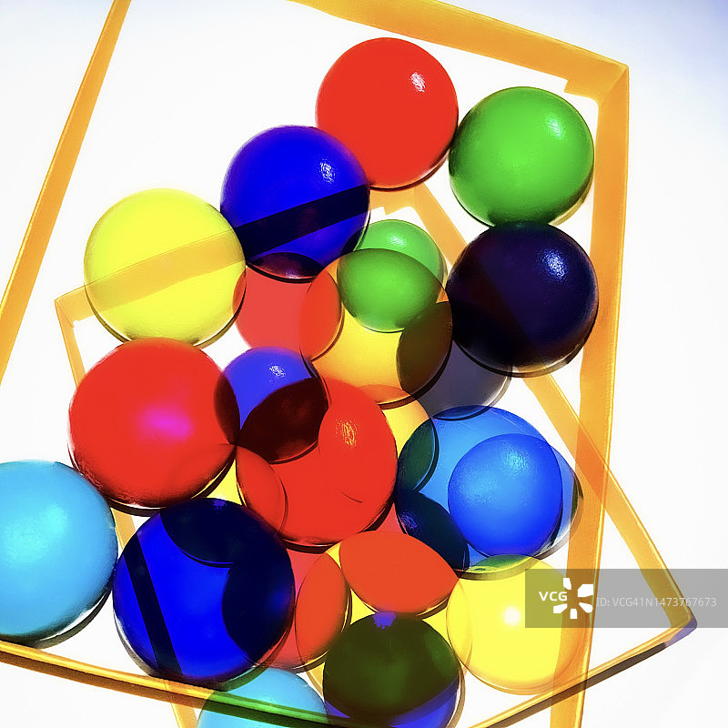 抽象彩色球体组合图片素材