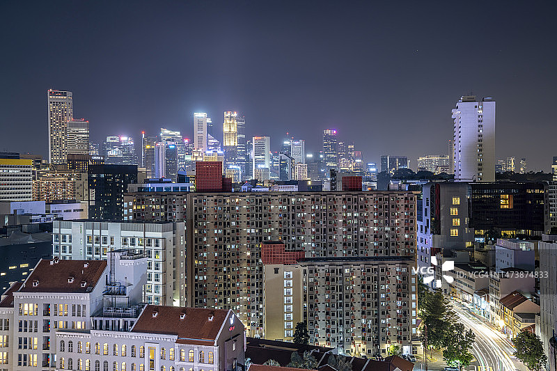 新加坡市中心核心建筑旁的公共住房图片素材