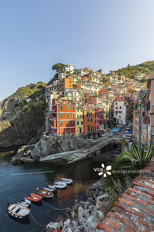 意大利利古里亚五渔村沿海城镇里奥马焦雷边缘图片素材