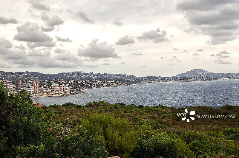 西班牙阿利坎特省白色海岸海景与建筑图片素材