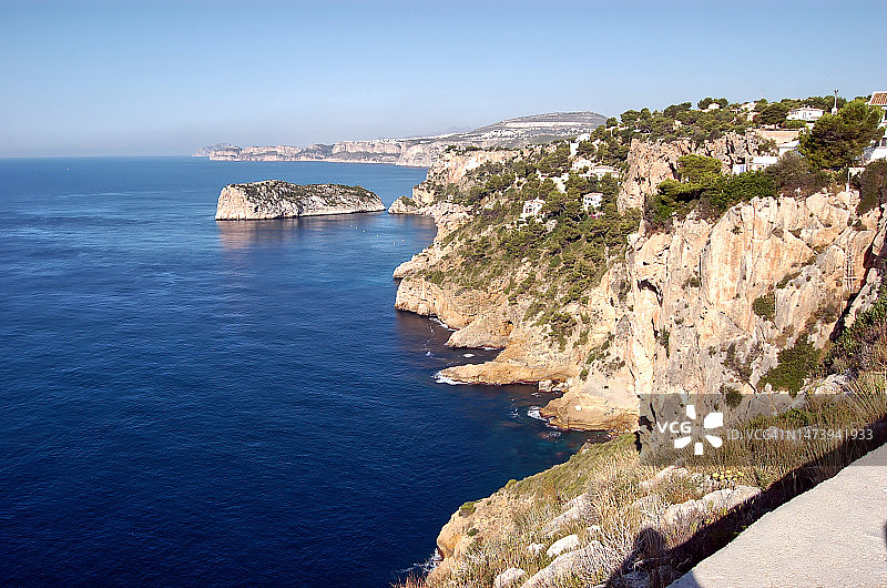 西班牙阿利坎特省白色海岸的壮丽海景图片素材