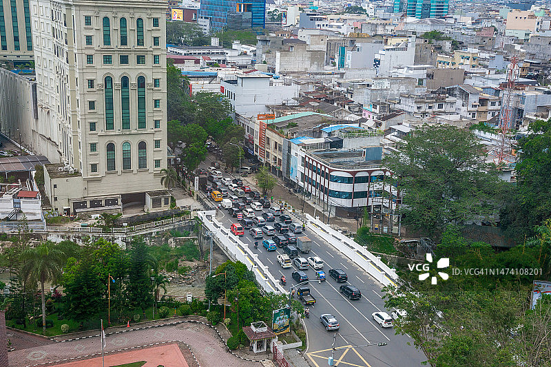 苏门答腊岛棉兰市摩天大楼航拍图片素材