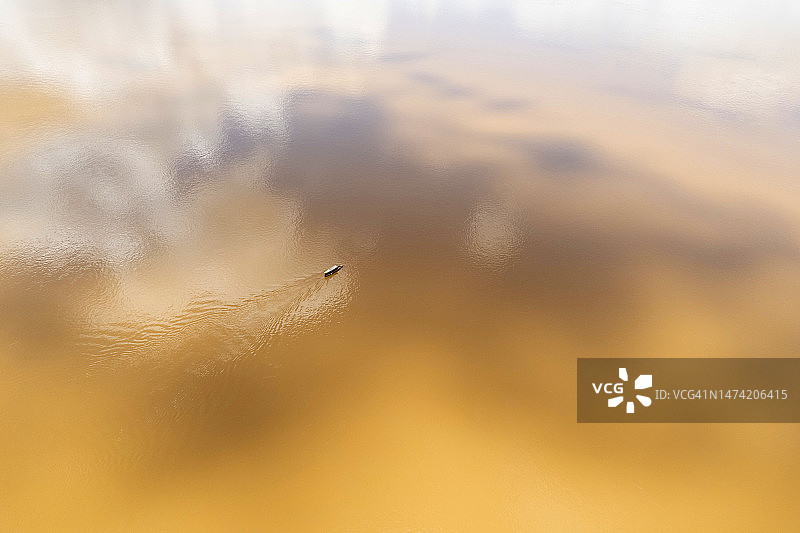 从上方俯瞰欣古河——巴西亚马逊地区图片素材