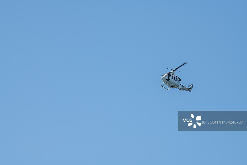 西班牙军队：阿古斯塔·贝尔212直升机图片素材