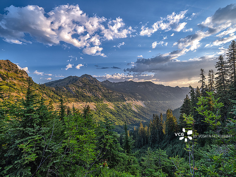 奇努克山口景观图片素材