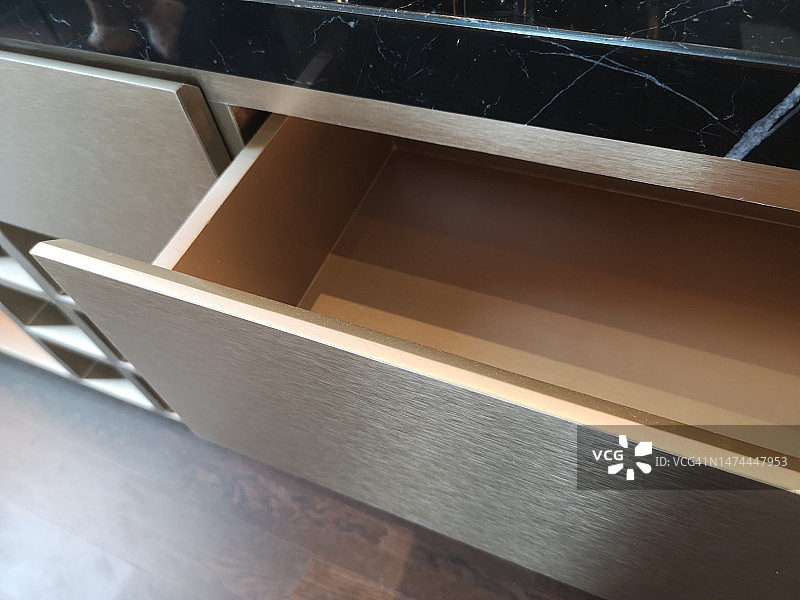 木质抽屉柜图片素材