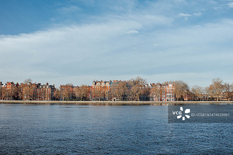 伦敦泰晤士河畔切尔西图片素材