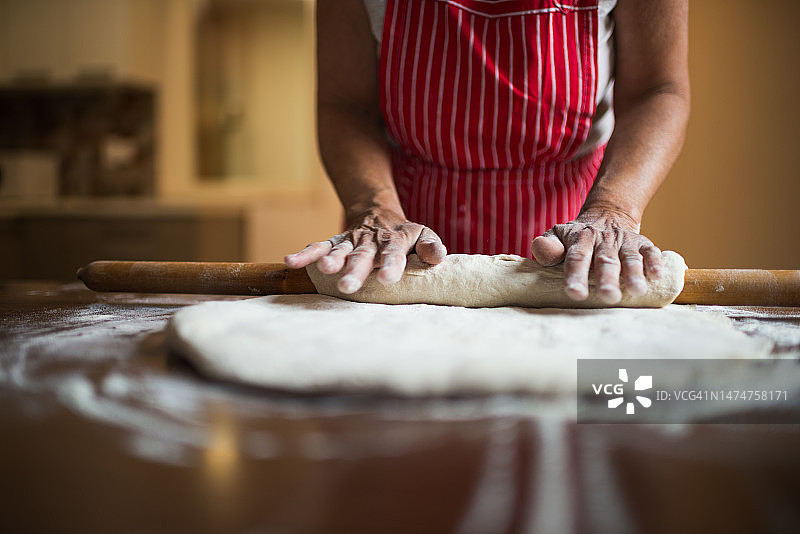 在家准备食物图片素材