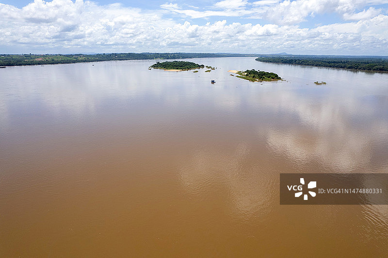 从上方俯瞰欣古河——巴西亚马逊地区图片素材
