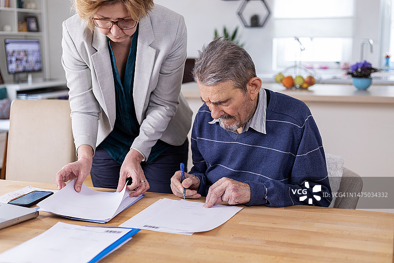 签署遗嘱图片素材