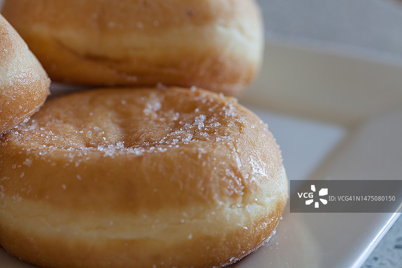 果酱甜甜圈与咖啡图片素材