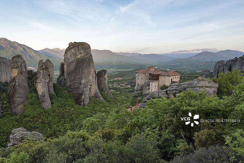 希腊梅泰奥拉瓦拉姆修道院图片素材