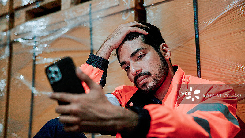 过度工作会导致倦怠图片素材