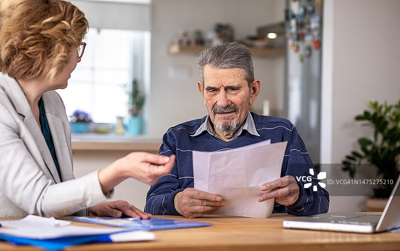 签署遗嘱图片素材