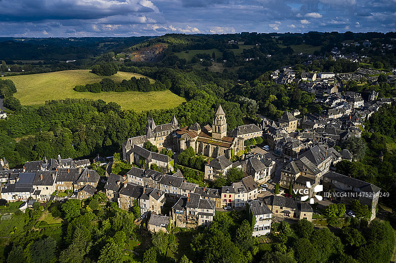法国科雷兹于泽尔什村图片素材
