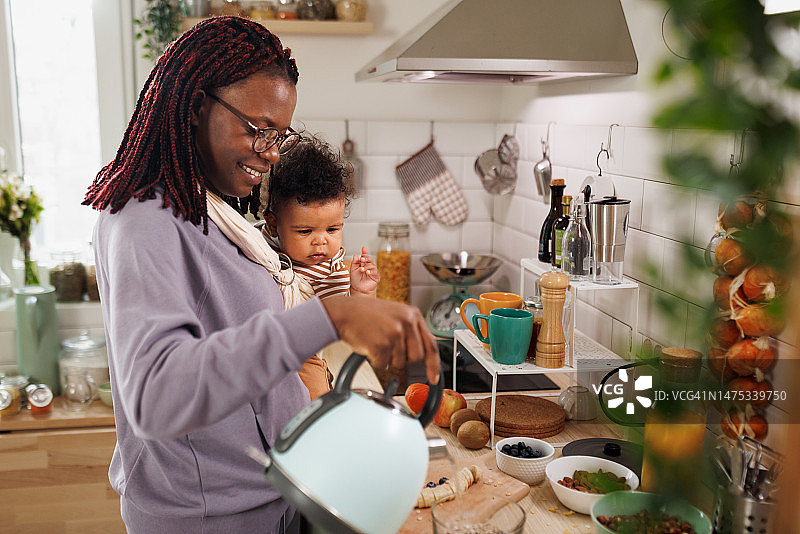 现代母性图片素材