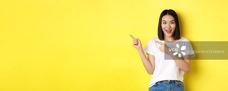 美容时尚概念：身穿白色T恤的亚洲美丽女人图片素材