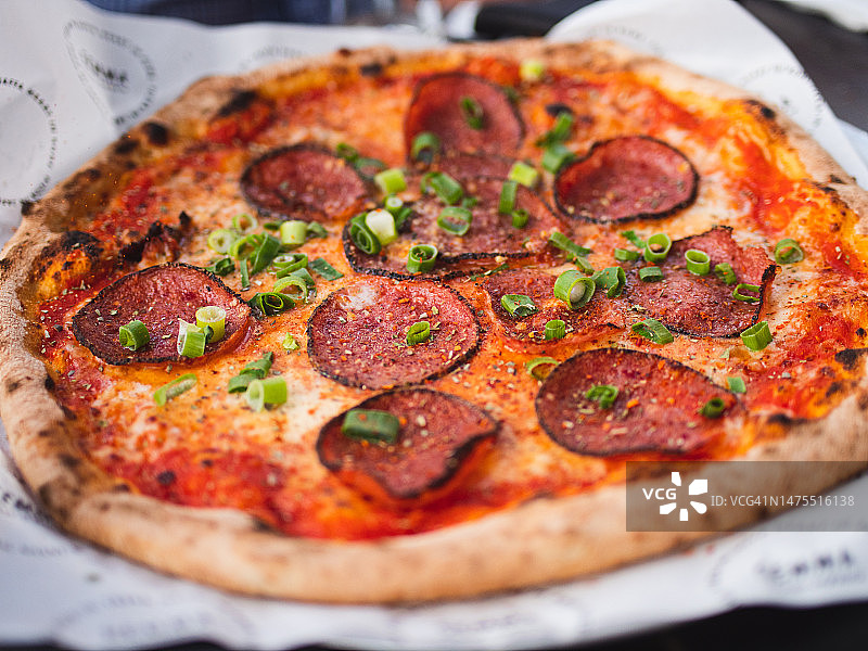 意大利香肠披萨图片素材