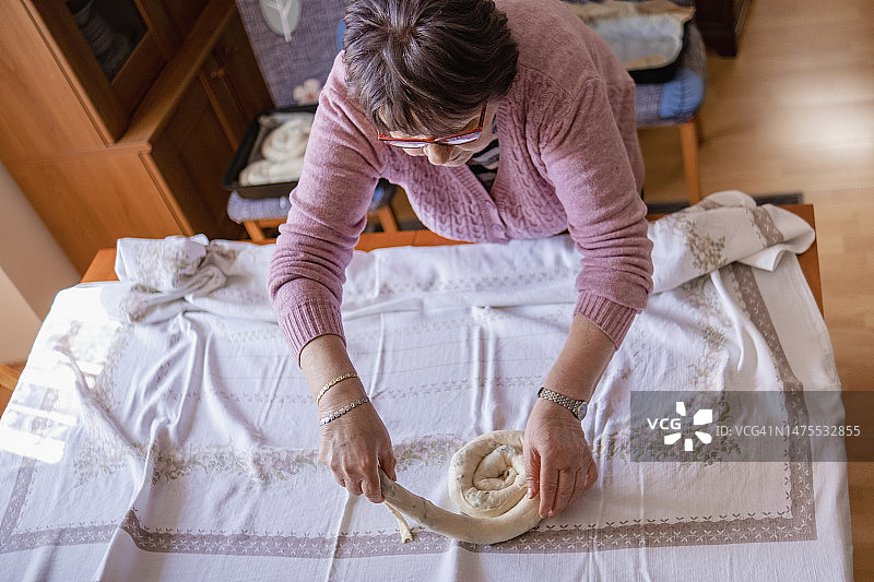 传统手工菠菜皮塔饼图片素材