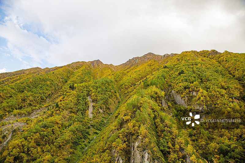 北奥塞梯高地高加索山脉图片素材