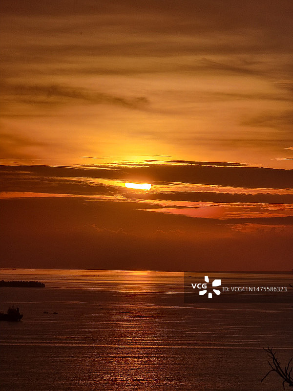 印度尼西亚浪漫日落海景图片素材