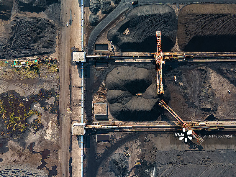 煤矿机械作业航拍图片素材
