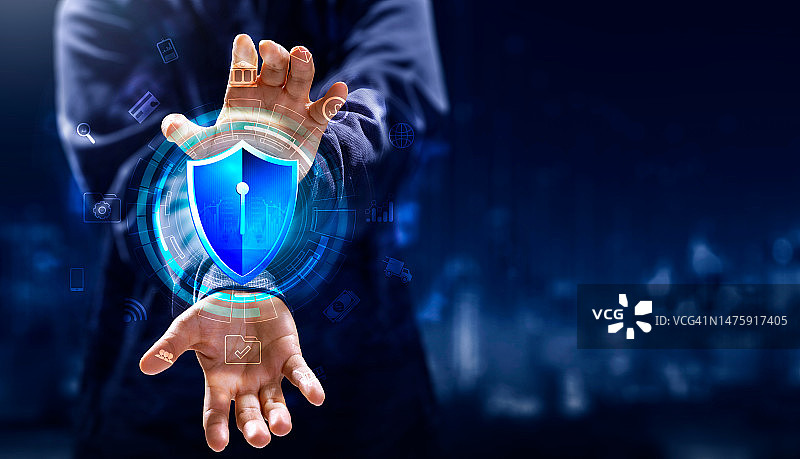 互联网安全密钥盾牌蓝色背景数字数据显示网络空间中的数据安全图片素材