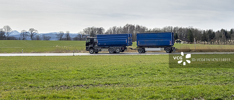 卡车牵引车辆拖车图片素材