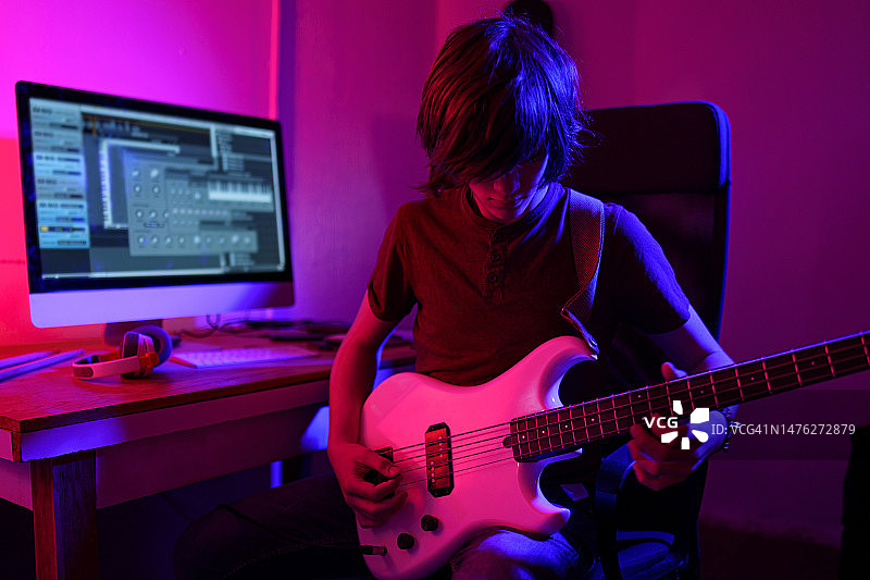 贝斯手摇头图片素材