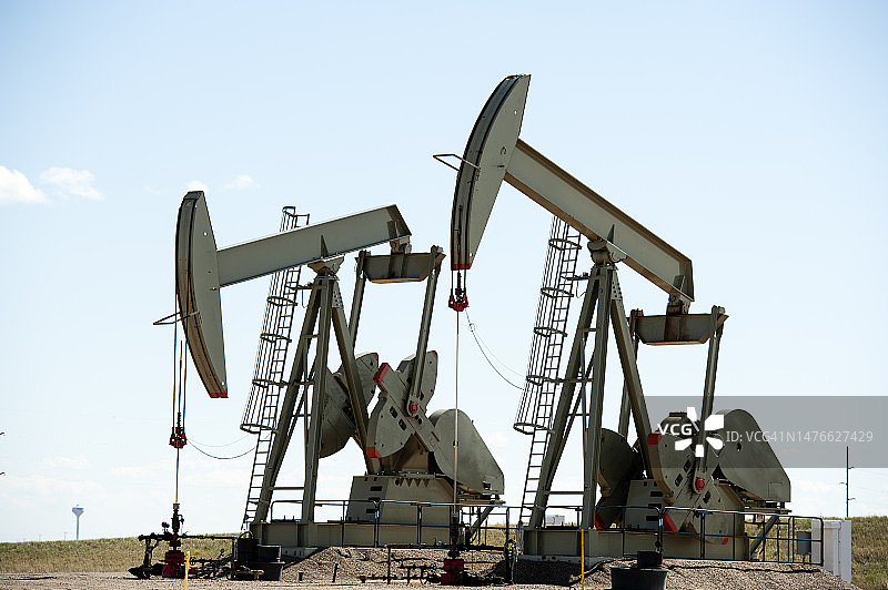 美国威利斯顿的抽油机图片素材