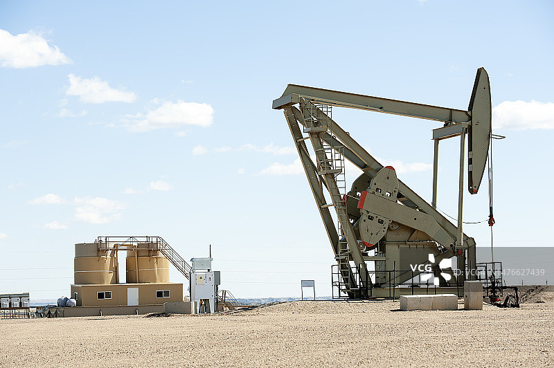 美国威利斯顿的抽油机图片素材