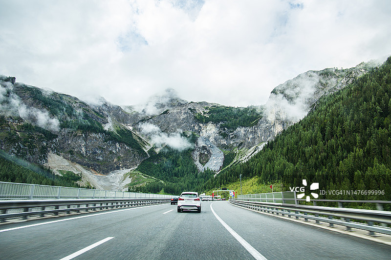 奥地利阿尔卑斯山公路图片素材