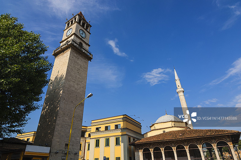 地拉那的钟楼和埃特海姆·贝伊清真寺图片素材
