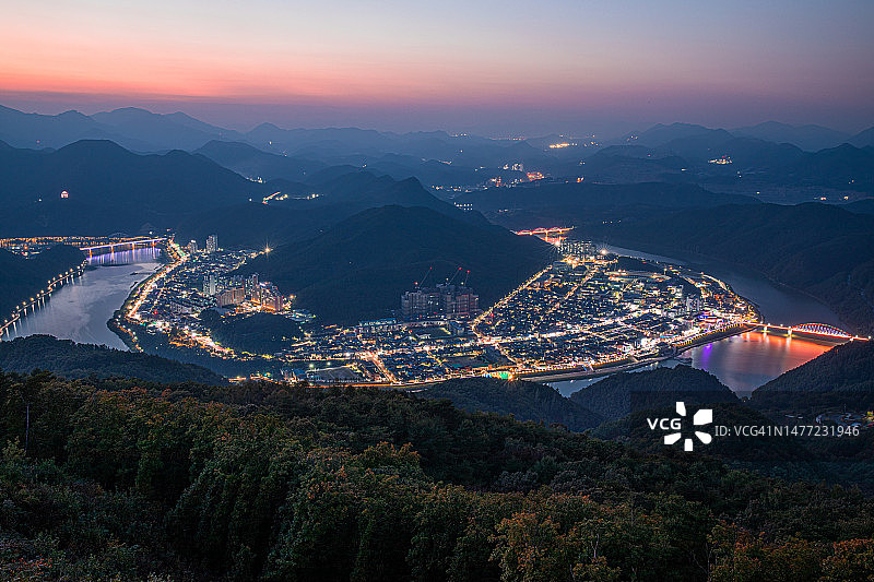 忠清北道丹阳郡阳榜山夜景图片素材