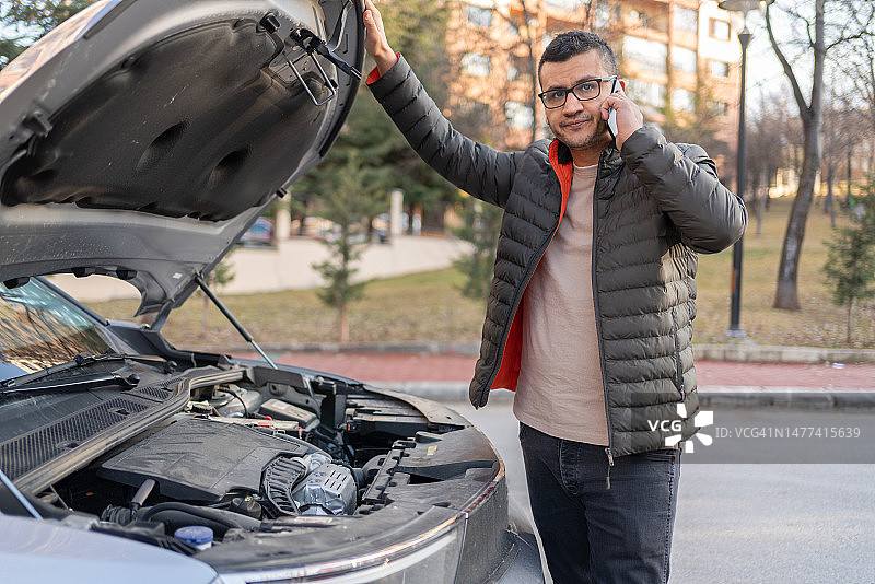 呼叫路边救援图片素材