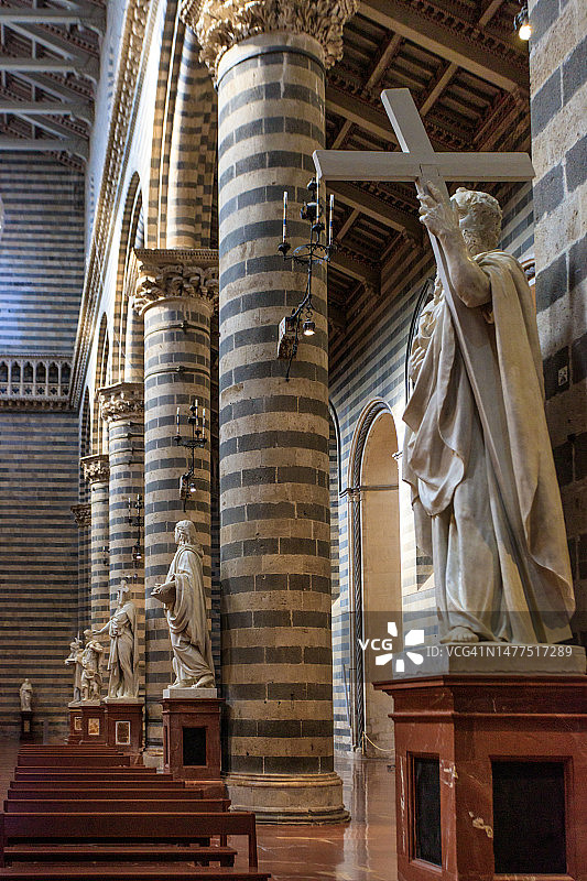 意大利奥尔维耶托主教座堂内部图片素材