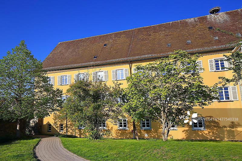 巴特萨乌尔高的市政厅，位于德国巴登-符腾堡州蒂宾根图片素材