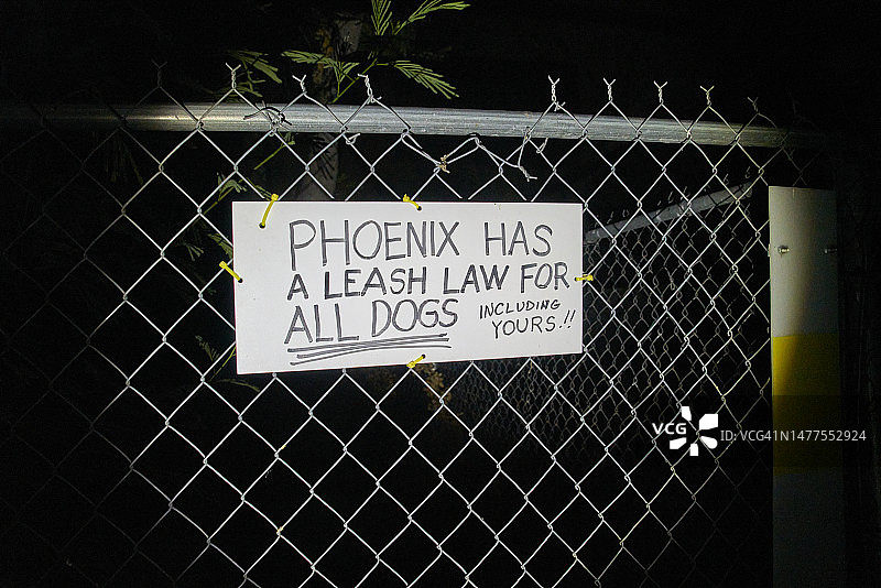 美国亚利桑那州凤凰城警告标志图片素材