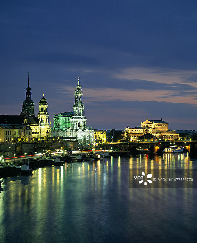 德累斯顿夜景图片素材