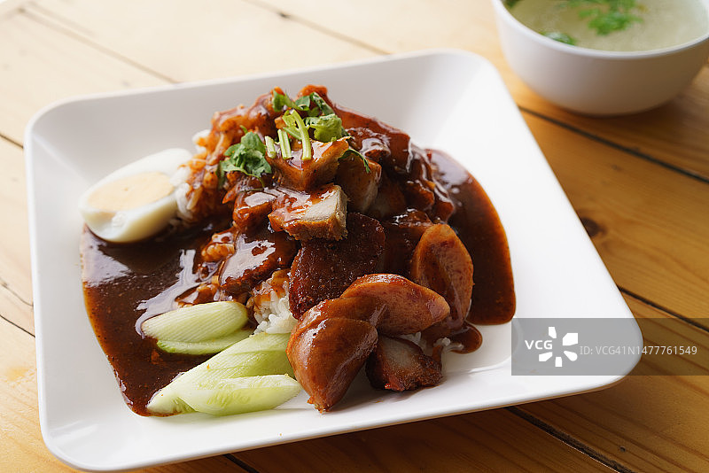 脆皮猪肉叉烧饭图片素材