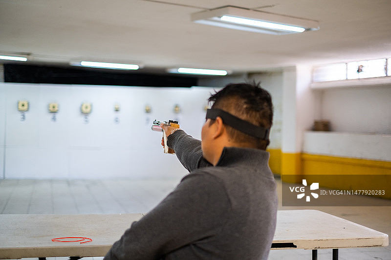 在墨西哥城的墨西哥残疾男子射击场图片素材