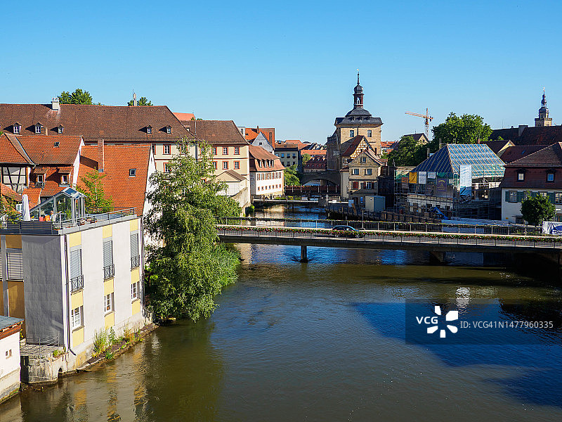 德国班贝格雷格尼茨河畔的历史建筑图片素材