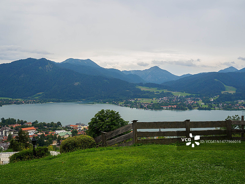 德国泰根湖图片素材